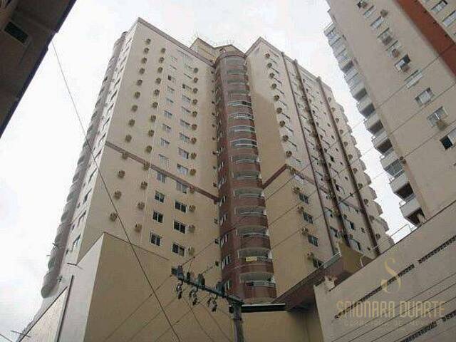 #20 - Apartamento para Venda em Balneário Camboriú - SC
