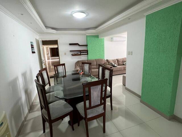 #30 - Apartamento para Venda em Balneário Camboriú - SC